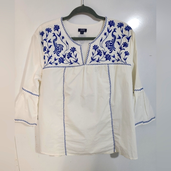 IZOD Women's White and Blue Embroidered Top,Size Large - Picture 1 of 8